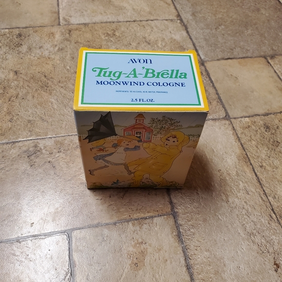 NWB Vintage Avon Tug A Brella  Bottle - Picture 13 of 13